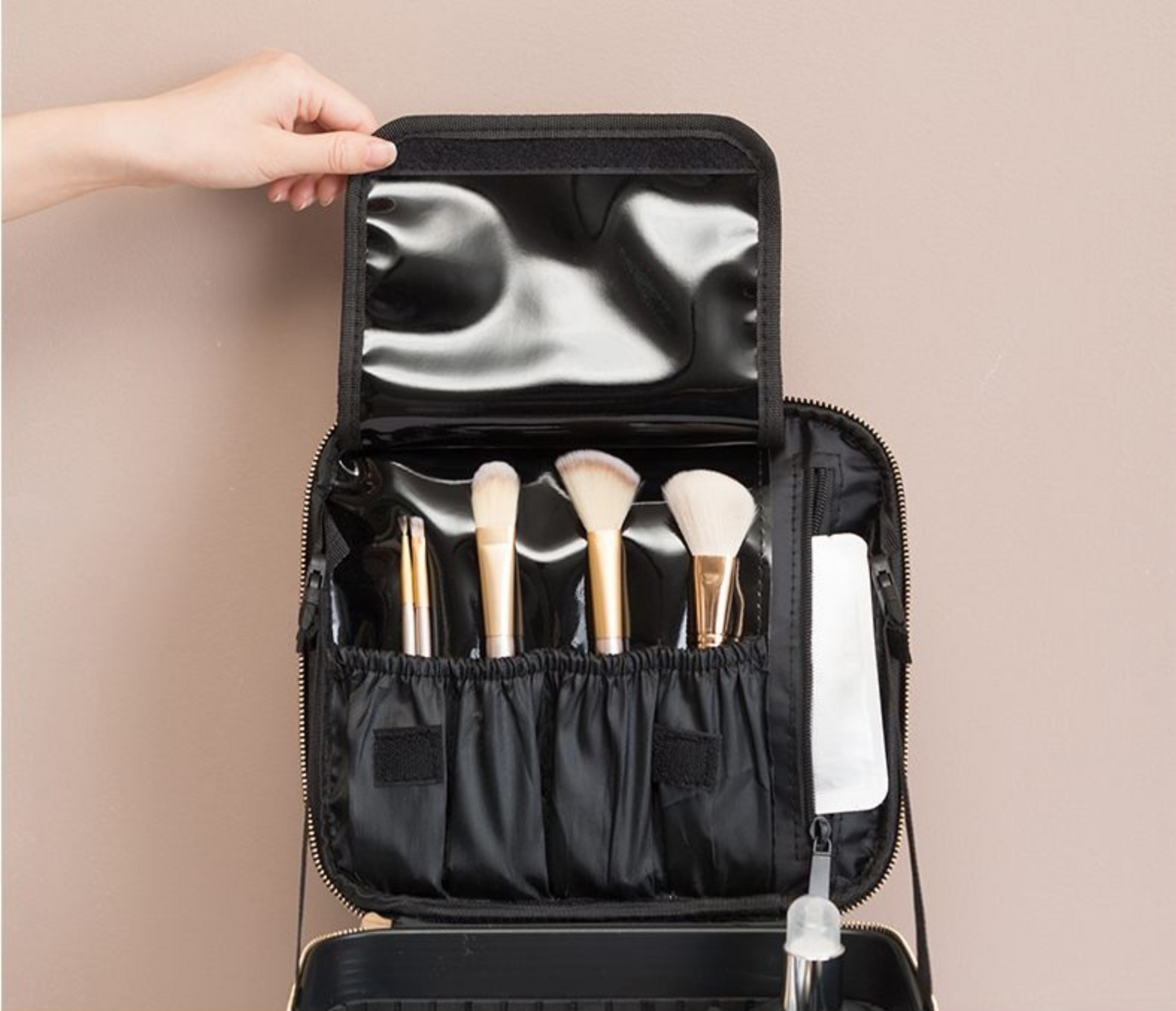 תיק איפור מקצועי מעור