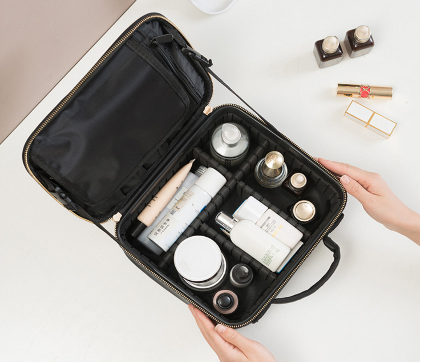 תיק איפור מקצועי מעור