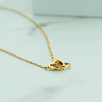 קופסת ורד מסתובבת עם שרשרת זוגית